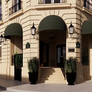 ***** Otel Balzac & Ikoi Fransa