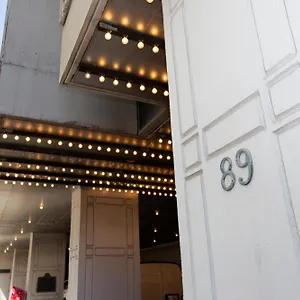 Chestnut And Conference Centre - Of アパート